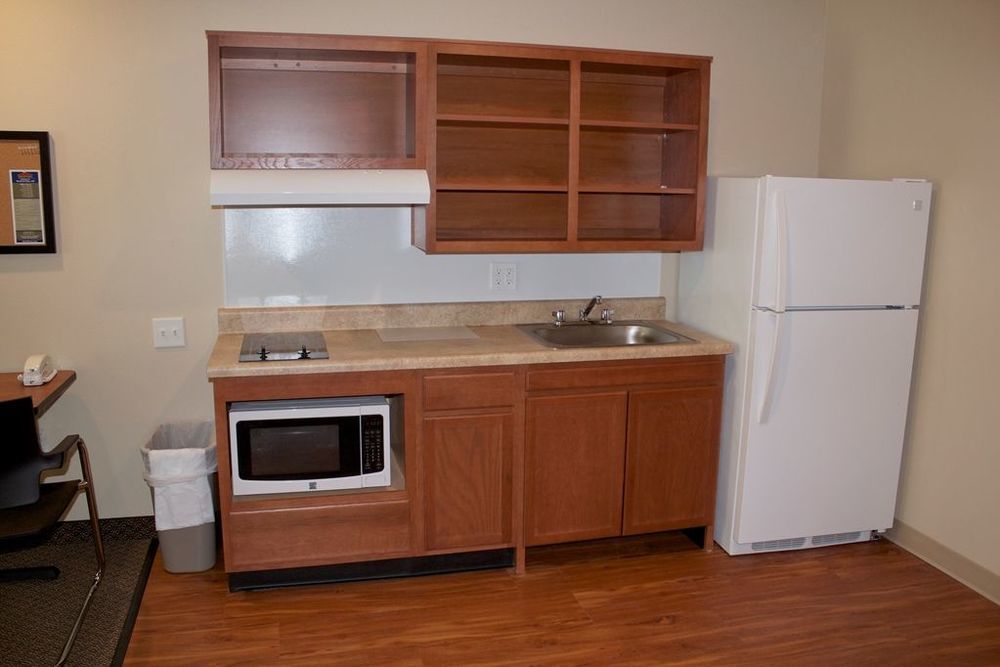 Suburban Studios Watford City חדר תמונה