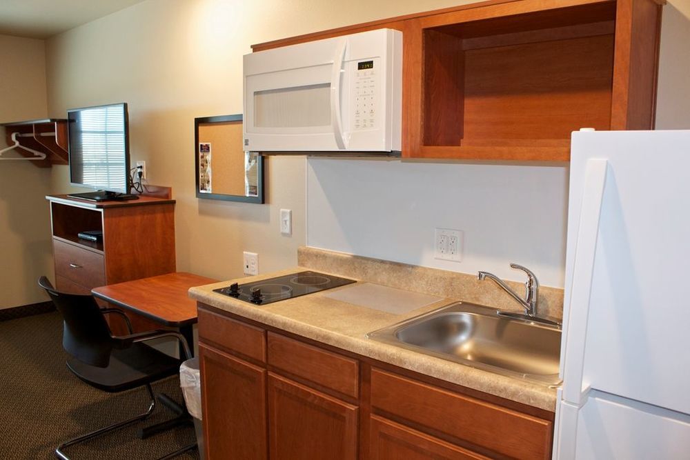 Suburban Studios Watford City חדר תמונה